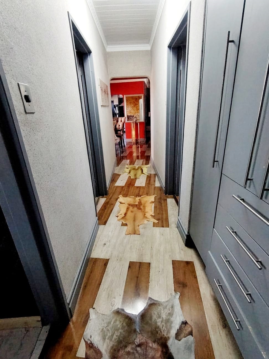 4 Bedroom Property for Sale in West Bank Eastern Cape